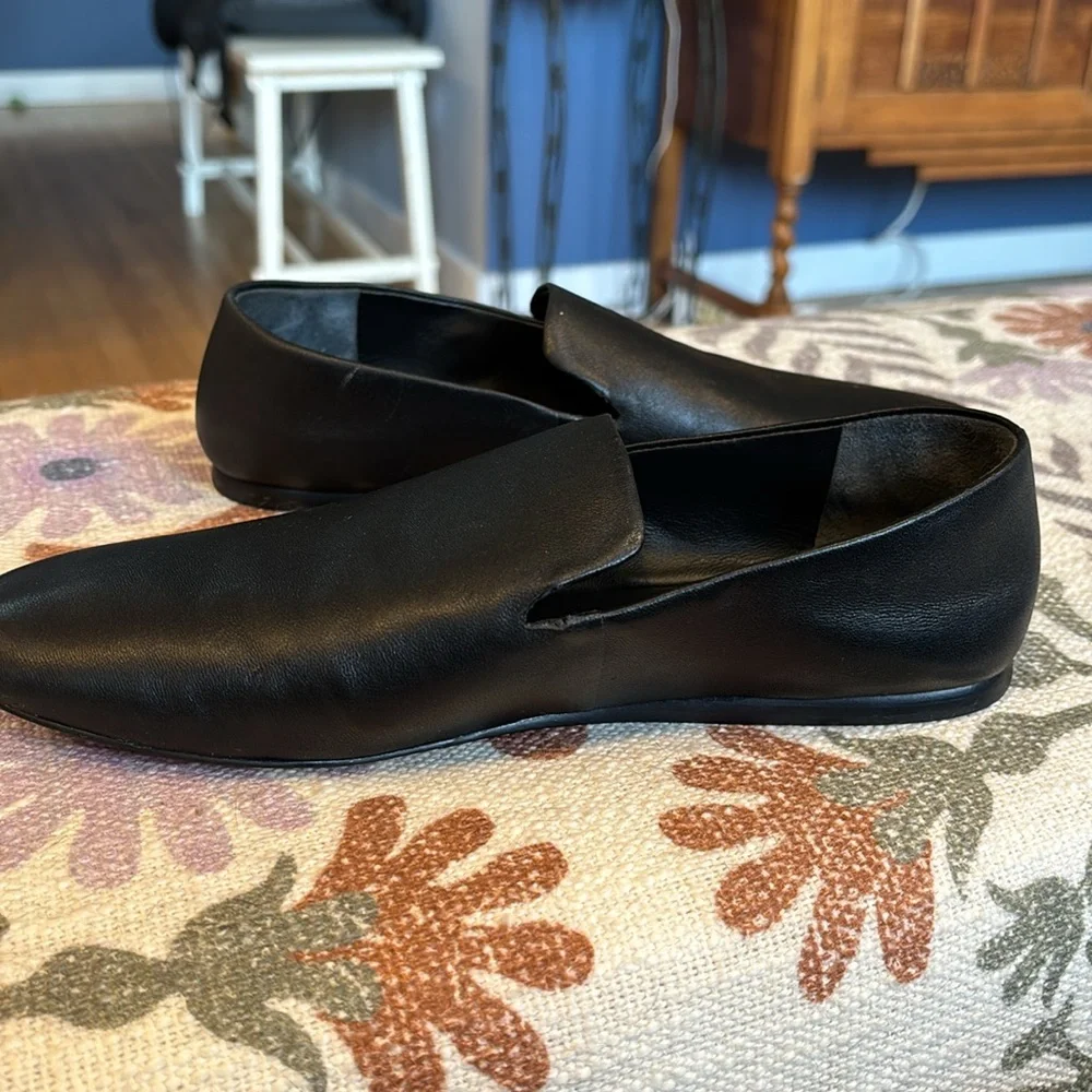Vince‎ black leather Demi loafer